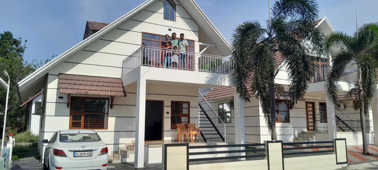 Skyview Villa Athirappilly Extérieur photo